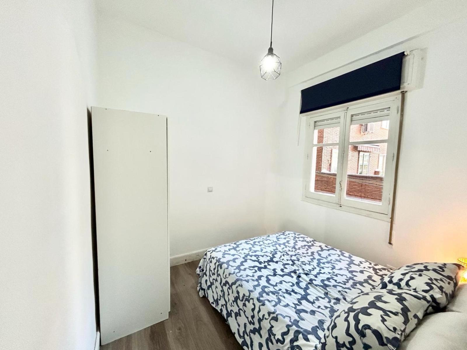 Madrid Rio Antonio Lopez A Appartement Buitenkant foto